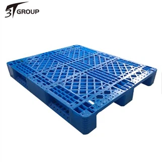 Pallet in plastica rinforzata con tubi in acciaio HDPE